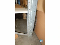 Metalen rek met planken - afbeelding 3 van  9