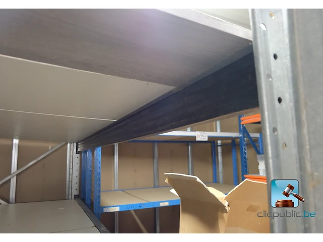 Metalen rek met planken - afbeelding 6 van  9