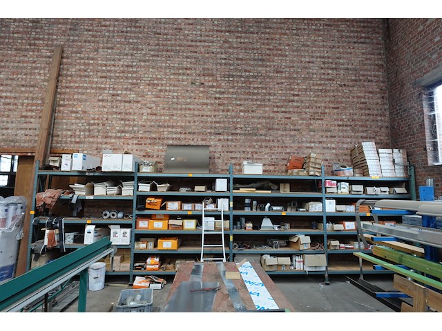 Metalen rek - afbeelding 1 van  7