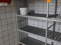 Metalen rek - afbeelding 2 van  3