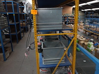 Metalen rek - afbeelding 2 van  4