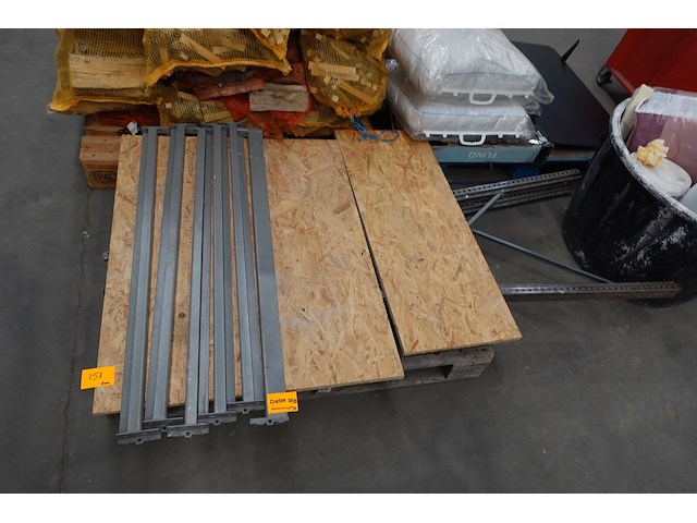 Metalen rek - afbeelding 1 van  4