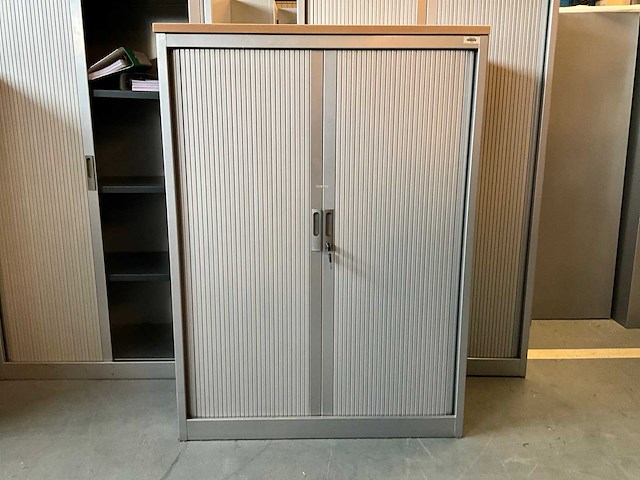 Metalen rolluikkast 100x138 (4x) - afbeelding 1 van  4