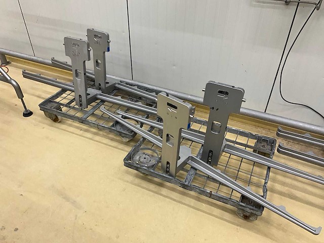 Metalen rvs machineonderdelen (8x) - afbeelding 1 van  16