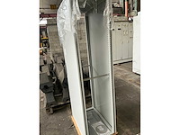 Metalen schakelkast - afbeelding 2 van  2