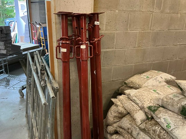 Metalen schoren (15x) - afbeelding 1 van  4