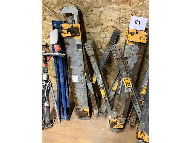 Metalen schraag (4x) - afbeelding 4 van  5