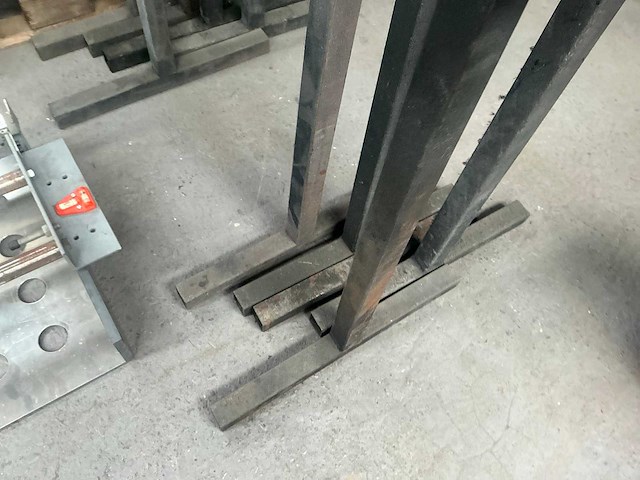 Metalen schraag (5x) - afbeelding 2 van  4