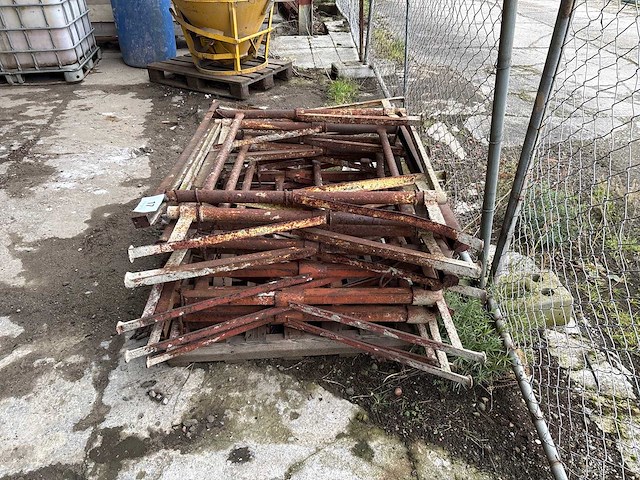 Metalen schragen (11x) - afbeelding 3 van  3