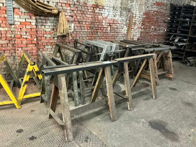 Metalen schragen (20x) - afbeelding 1 van  6