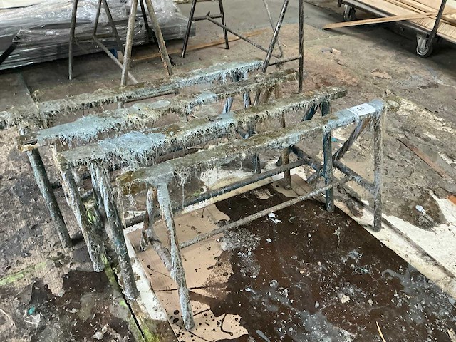 Metalen schragen (5x) - afbeelding 1 van  3