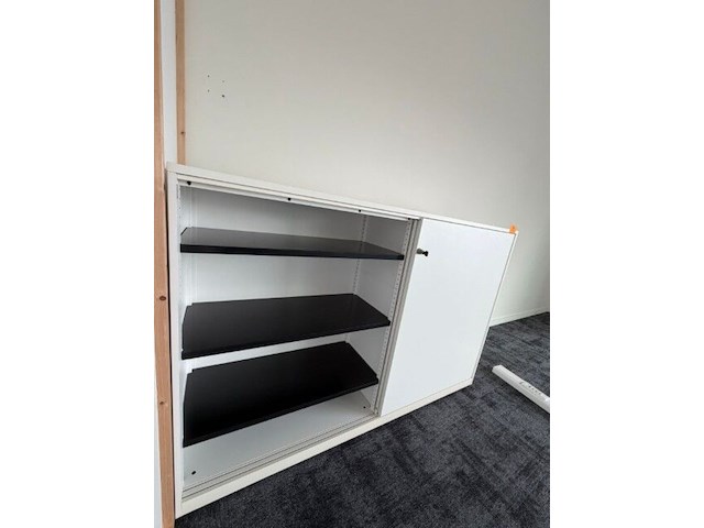 Metalen schuifdeurkast ahrend - afbeelding 5 van  5