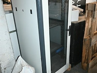 Metalen serverkast - afbeelding 1 van  5