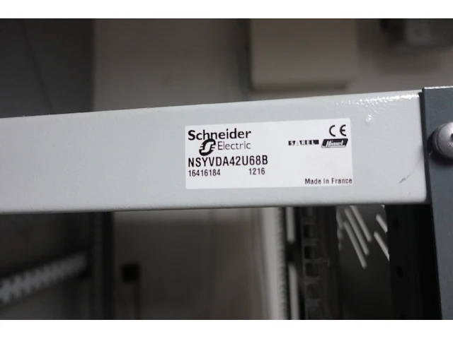 Metalen serverkast - afbeelding 2 van  4