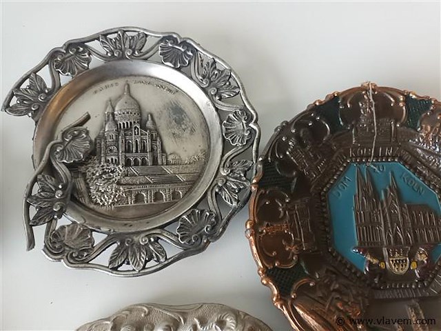 Metalen sierborden. 5 stuks - afbeelding 4 van  5