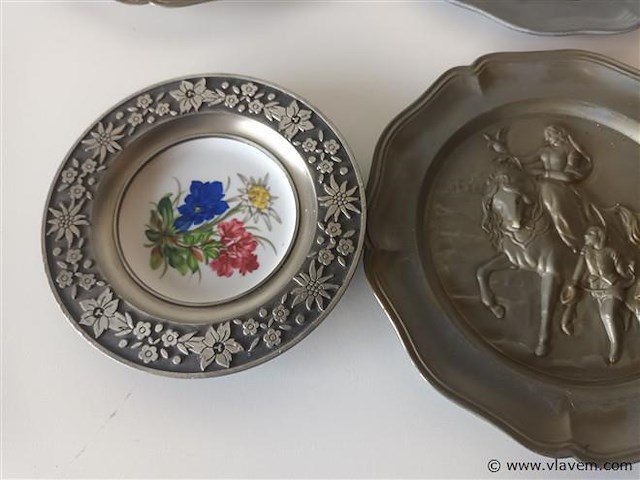 Metalen sierborden. 6 stuks - afbeelding 3 van  5