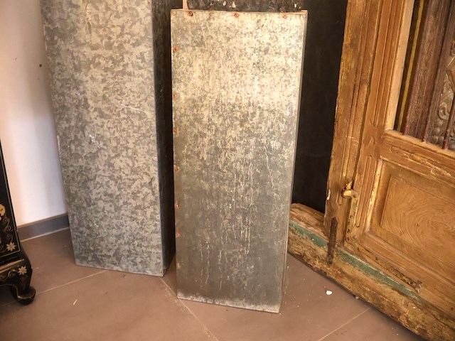 Metalen staander (x2) - afbeelding 2 van  6