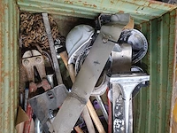 Metalen stapelbak + inhoud - afbeelding 2 van  4