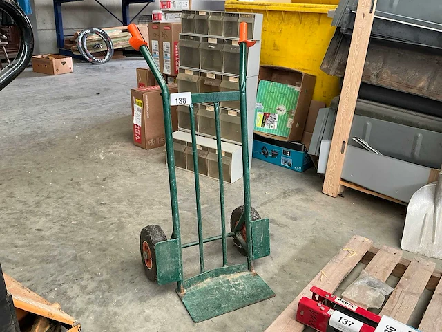 Metalen steekwagen - afbeelding 1 van  2