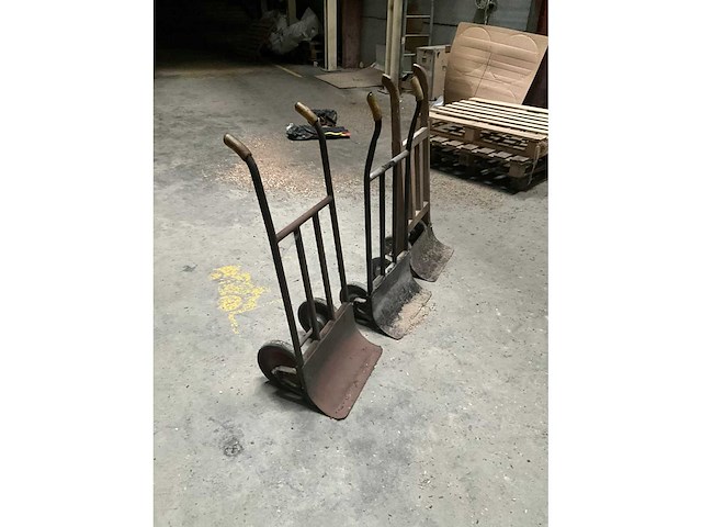 Metalen steekwagens (3x) - afbeelding 3 van  7
