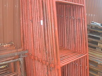 Metalen stelling bestaande uit pvc bak met hulpstukken en onderdelen, 3 loopplatforms, 18 stelling elementen (1) - afbeelding 6 van  10