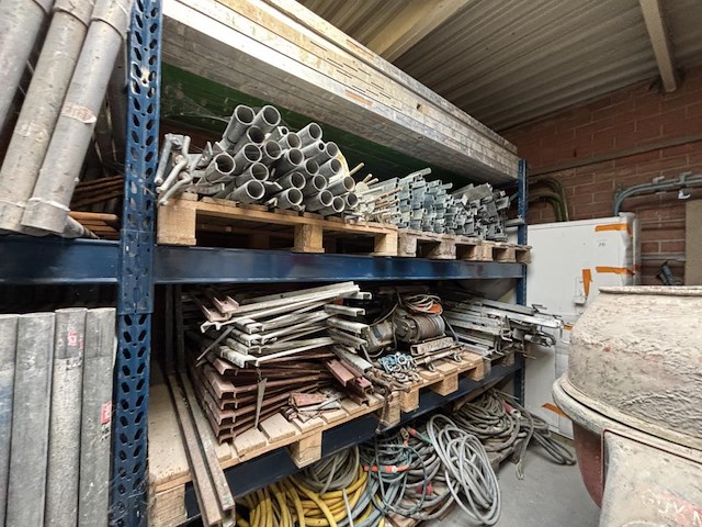 Metalen stelling - afbeelding 3 van  3