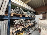 Metalen stelling - afbeelding 3 van  3