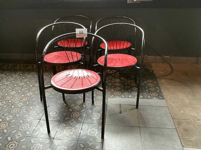 Metalen stoel (5x) - afbeelding 1 van  4