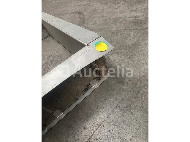 Metalen stoephoogte 20 cm – 800 × 800 mm - afbeelding 1 van  3