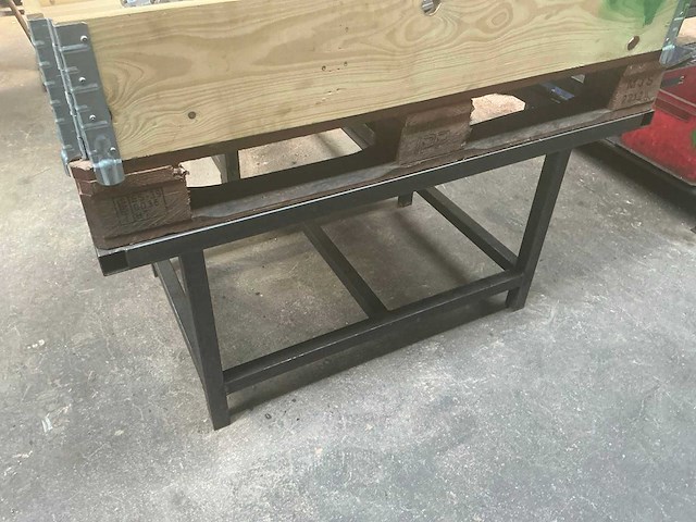 Metalen tafel (2x) - afbeelding 4 van  4