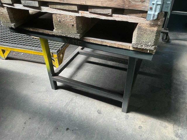 Metalen tafel (2x) - afbeelding 6 van  9