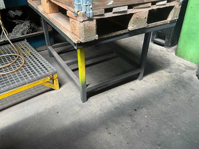 Metalen tafel (2x) - afbeelding 6 van  10