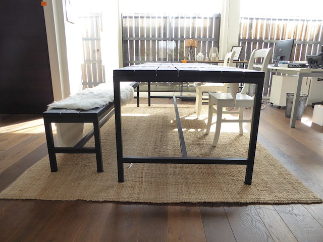 Metalen tafel met houten blad - afbeelding 2 van  4