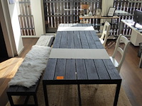 Metalen tafel met houten blad - afbeelding 3 van  4