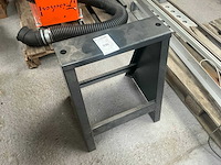 Metalen tafel - afbeelding 2 van  4
