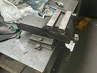 Metalen tafel - afbeelding 3 van  3