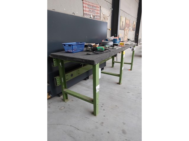 Metalen tafel - afbeelding 4 van  4