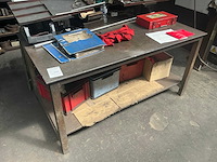 Metalen tafel - afbeelding 2 van  5