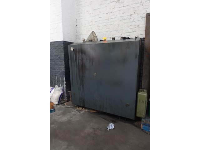 Metalen tank - afbeelding 1 van  3