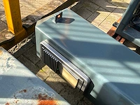 Metalen toegangspoort met brievenbus - afbeelding 2 van  10