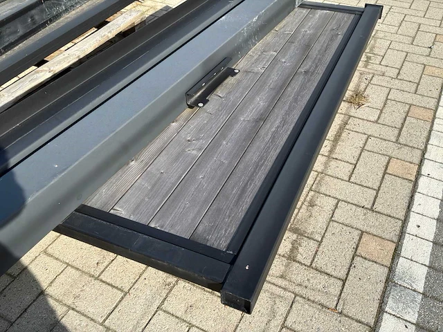 Metalen toegangspoort - afbeelding 4 van  4