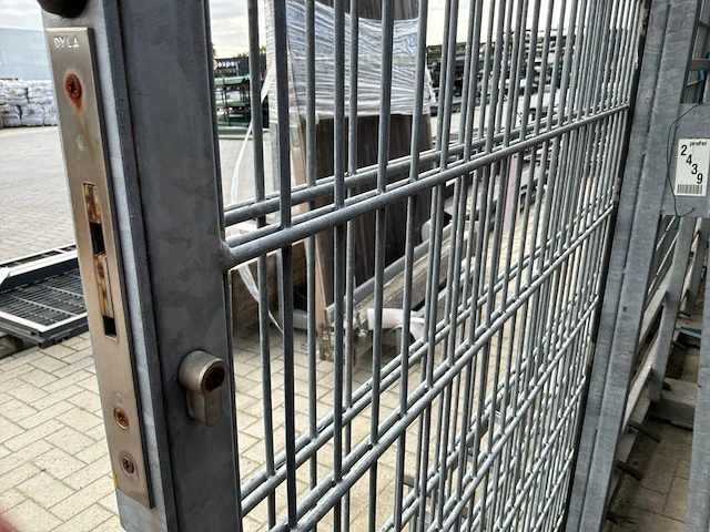 Metalen toegangspoort - afbeelding 4 van  7