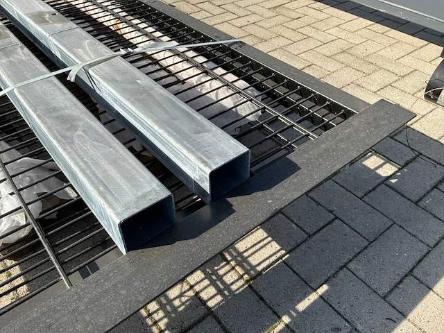 Metalen toegangspoort - afbeelding 3 van  4