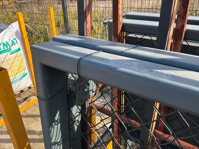 Metalen toegangspoort - afbeelding 2 van  6
