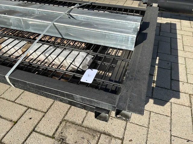 Metalen toegangspoort - afbeelding 2 van  4