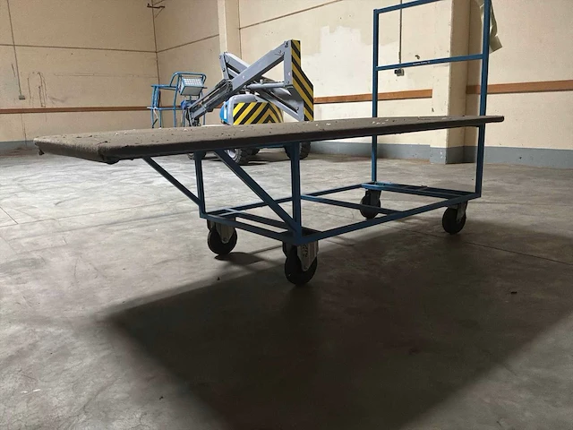 Metalen transportkar (10x) - afbeelding 4 van  5