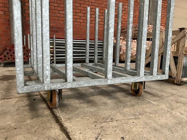 Metalen transportkar - afbeelding 2 van  3