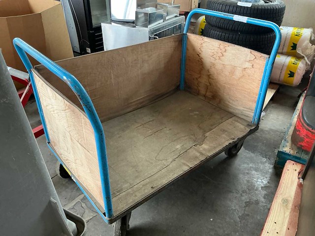 Metalen transportkar - afbeelding 1 van  4