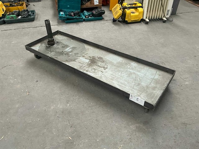 Metalen transportwagen - afbeelding 1 van  5