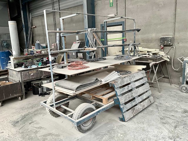 Metalen transportwagen - afbeelding 1 van  8